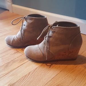 tan wedge booties